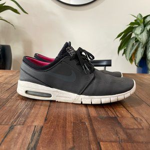 Nike Men's SB Stefan Janoski Shoes